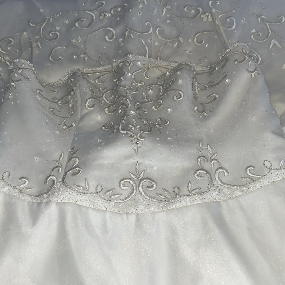 Elegant White Strapless Wedding Dress with White and Silver Embroidery and Beads